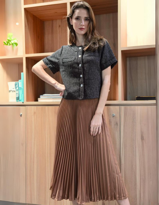 Pleated brown skirt,formal skirts , customized clothing, curvy fashion ,Affordable custom clothing , Custom made clothing online , house of supr , Custom tailored outfits , Tailored fit garments , Made to fit clothing ,